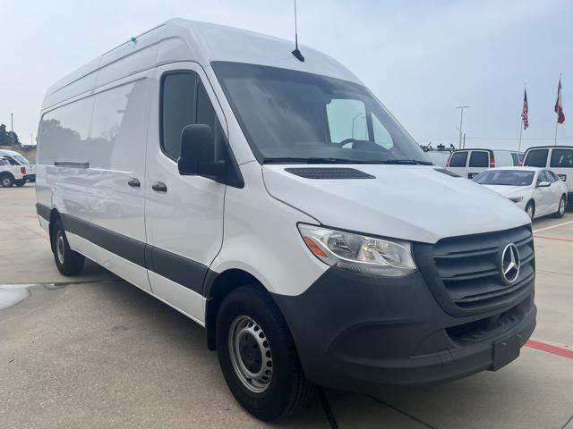 used 2022 Mercedes-Benz Sprinter 2500 car, priced at $38,400