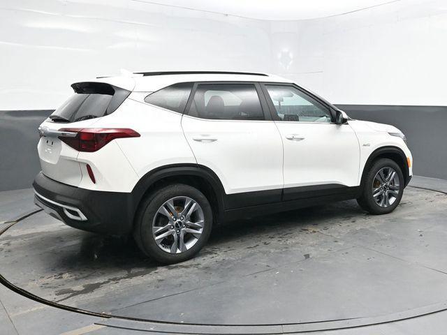 used 2022 Kia Seltos car, priced at $18,987