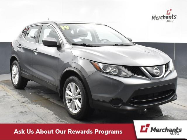 used 2019 Nissan Rogue Sport car, priced at $15,890