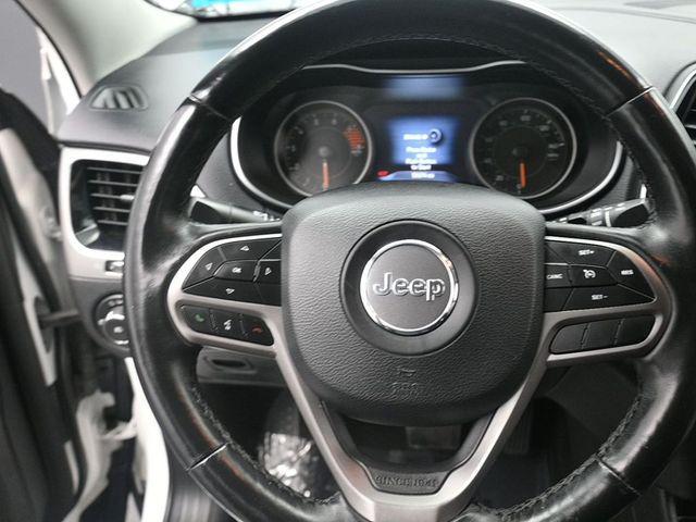 used 2019 Jeep Cherokee car, priced at $17,940
