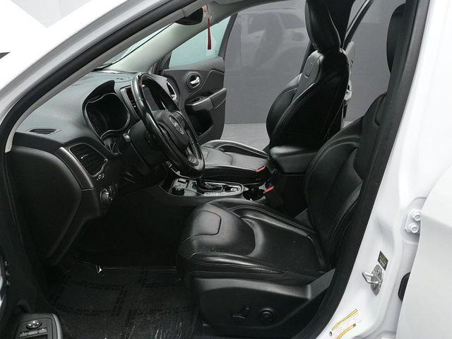 used 2019 Jeep Cherokee car, priced at $17,940