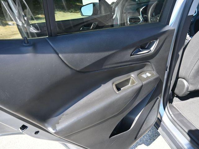 used 2023 Chevrolet Equinox car, priced at $21,243