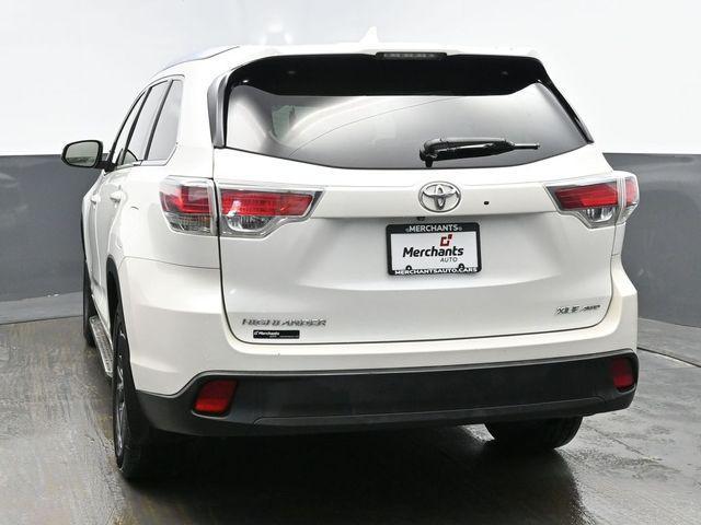 used 2016 Toyota Highlander car, priced at $20,900