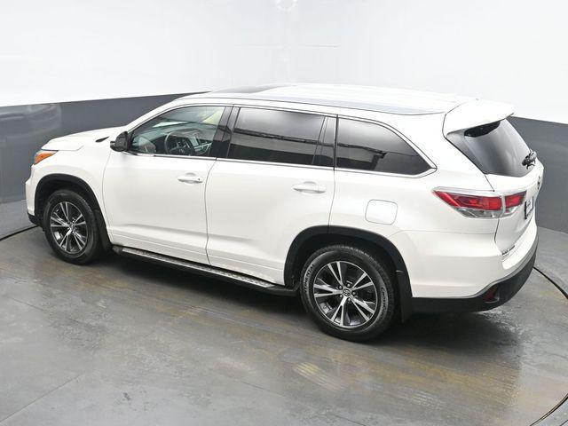 used 2016 Toyota Highlander car, priced at $20,900