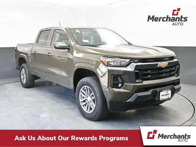 used 2024 Chevrolet Colorado car, priced at $32,900