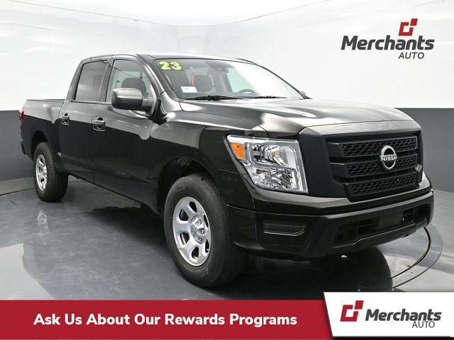 used 2023 Nissan Titan car, priced at $34,469