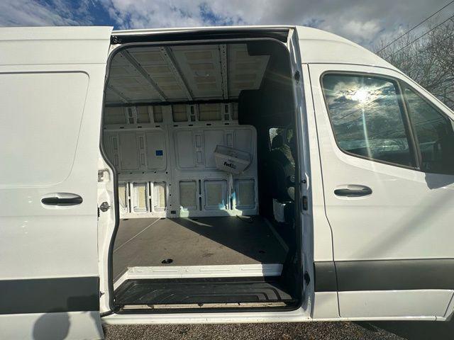 used 2022 Mercedes-Benz Sprinter 2500 car, priced at $35,900