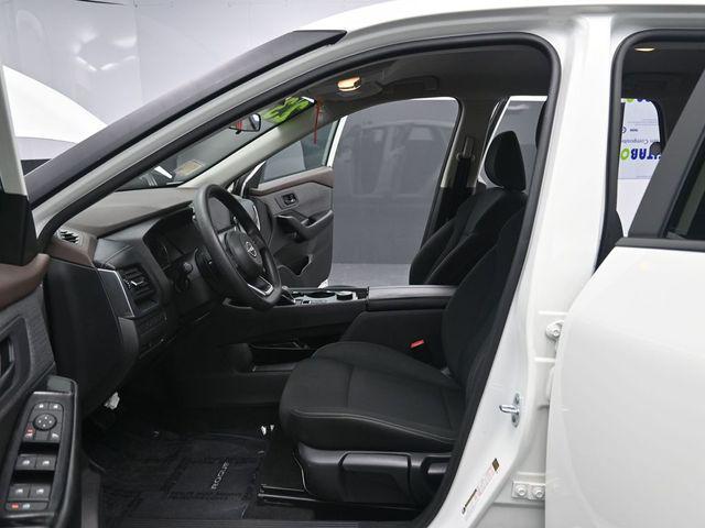 used 2023 Nissan Rogue car, priced at $21,486
