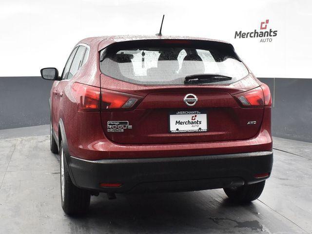 used 2019 Nissan Rogue Sport car, priced at $16,552