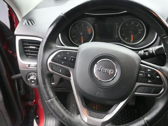 used 2019 Jeep Cherokee car, priced at $14,479