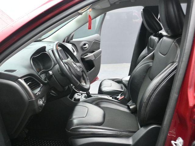 used 2019 Jeep Cherokee car, priced at $14,479