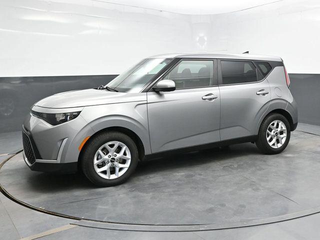 used 2023 Kia Soul car, priced at $15,294