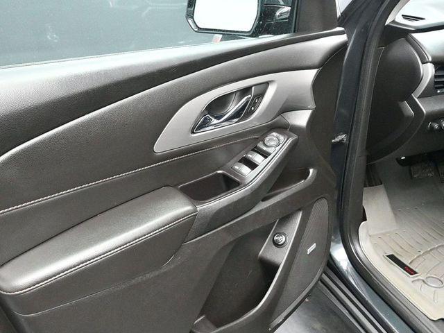 used 2020 Chevrolet Traverse car, priced at $23,817