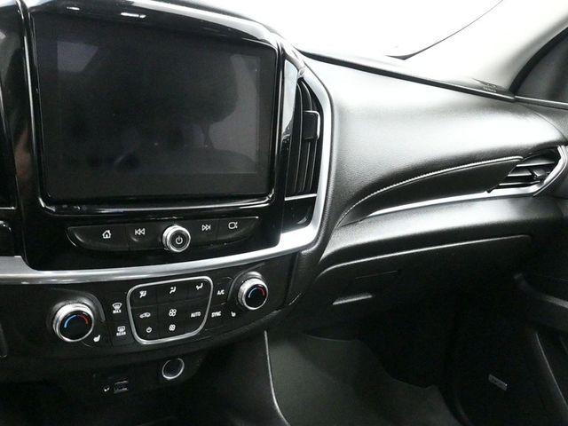 used 2020 Chevrolet Traverse car, priced at $23,817