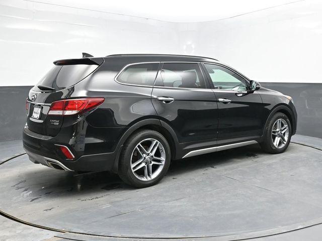 used 2018 Hyundai Santa Fe car, priced at $18,978