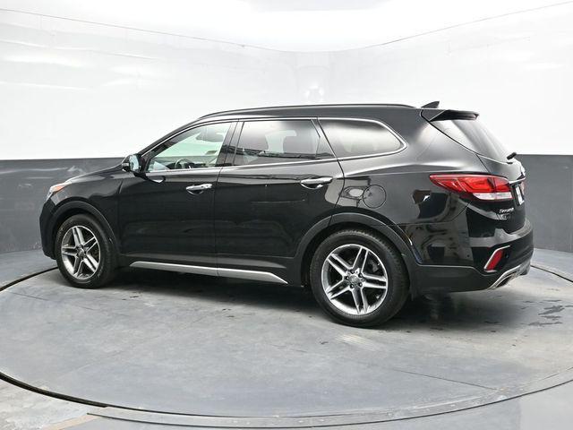 used 2018 Hyundai Santa Fe car, priced at $18,978