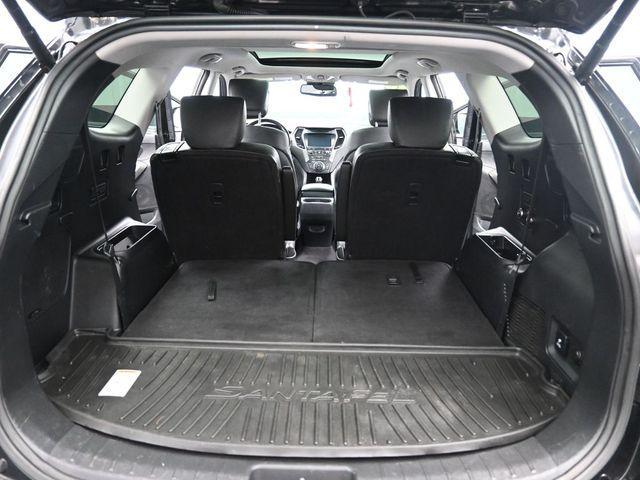 used 2018 Hyundai Santa Fe car, priced at $18,978
