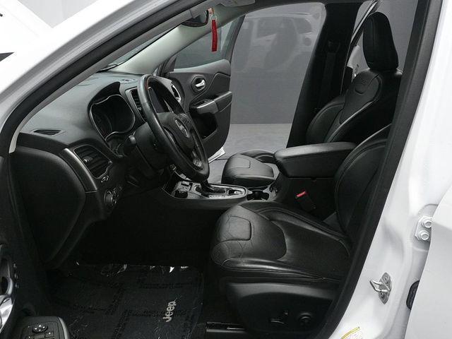 used 2019 Jeep Cherokee car, priced at $17,619