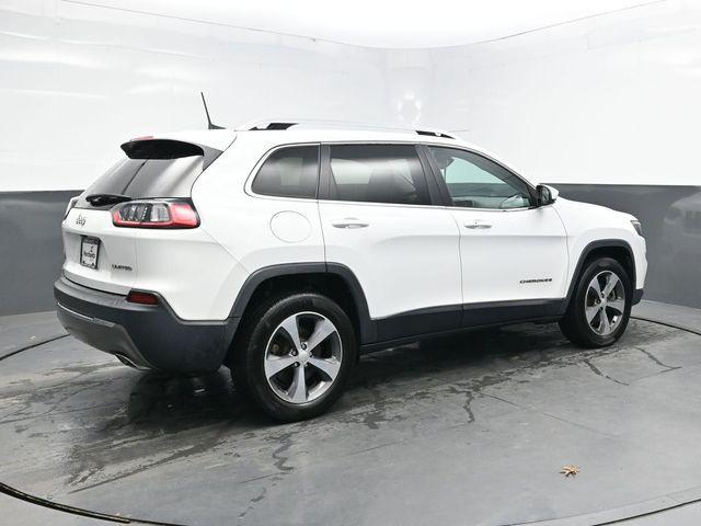 used 2019 Jeep Cherokee car, priced at $17,619