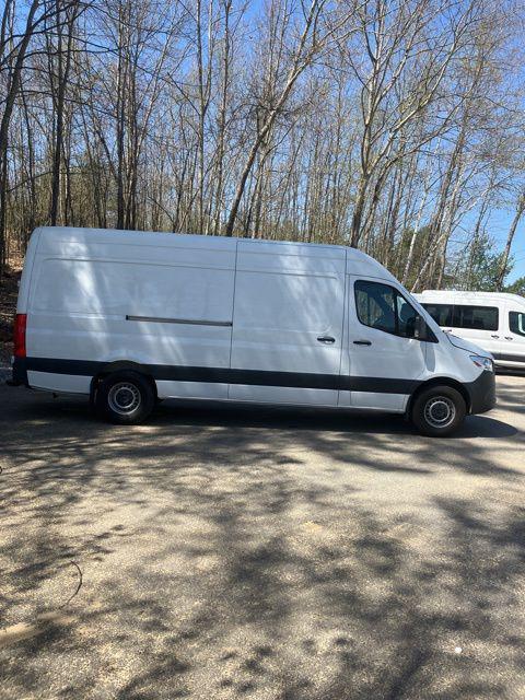 used 2021 Mercedes-Benz Sprinter 2500 car, priced at $28,900