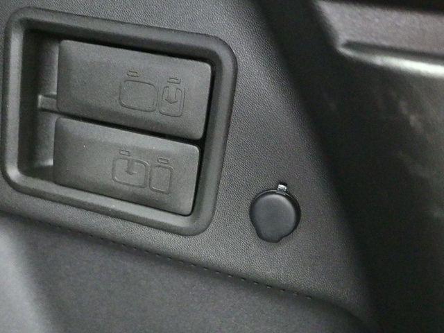 used 2023 Chevrolet Equinox car, priced at $18,400