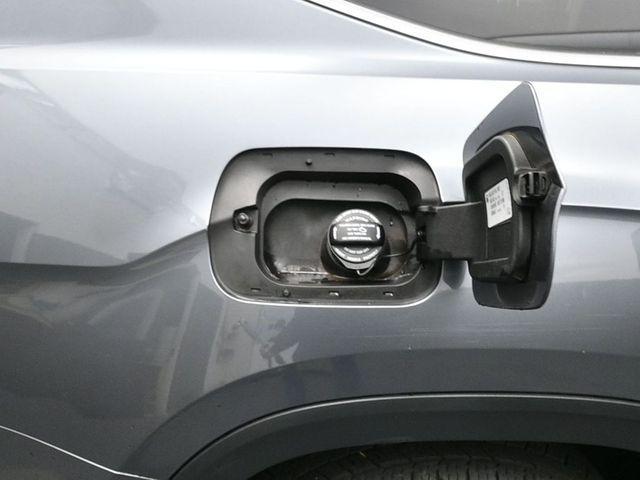 used 2018 Volkswagen Atlas car, priced at $15,989