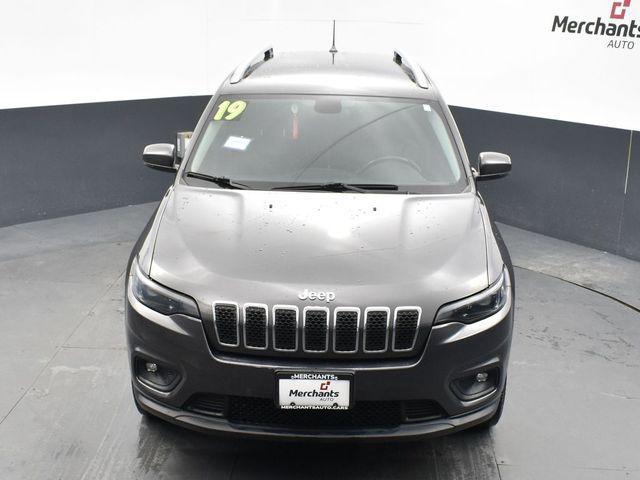 used 2019 Jeep Cherokee car, priced at $17,665