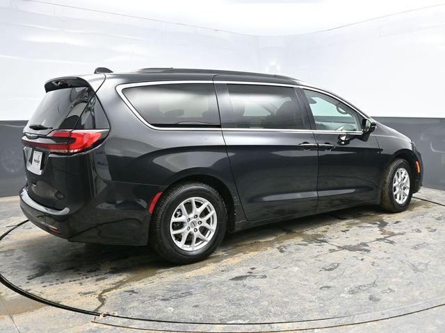 used 2022 Chrysler Pacifica car, priced at $20,318