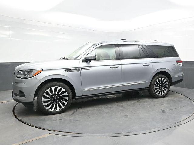 used 2023 Lincoln Navigator car, priced at $62,778