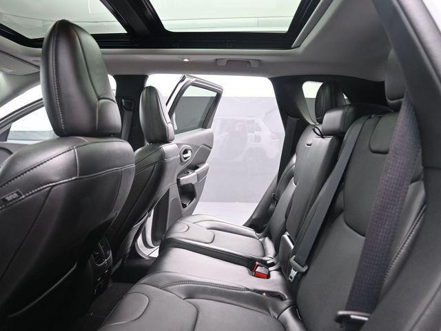 used 2021 Jeep Cherokee car, priced at $21,935