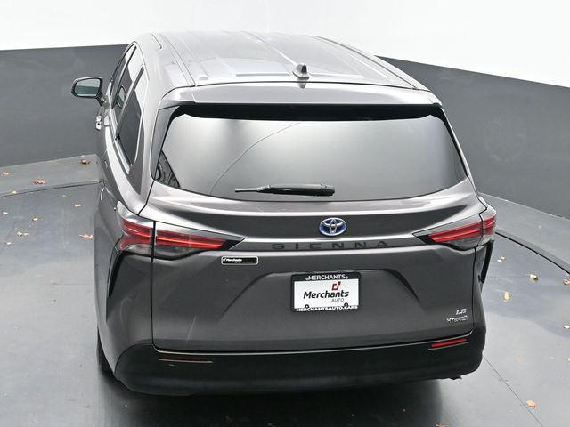 used 2021 Toyota Sienna car, priced at $31,714