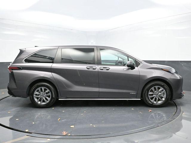 used 2021 Toyota Sienna car, priced at $31,714