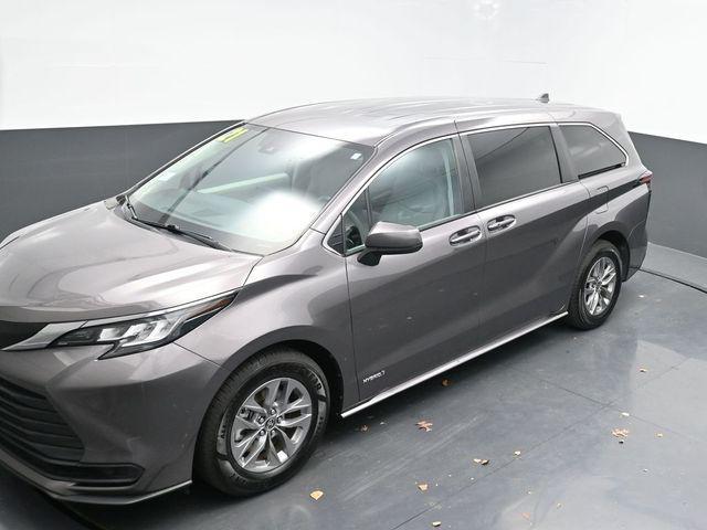 used 2021 Toyota Sienna car, priced at $31,714