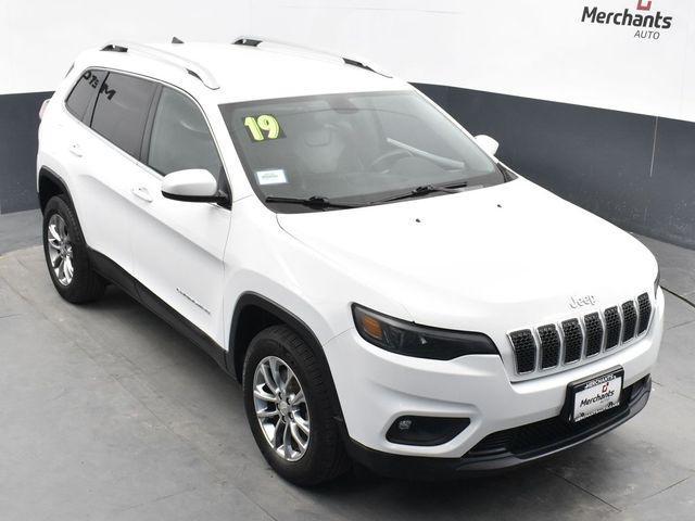 used 2019 Jeep Cherokee car, priced at $18,959