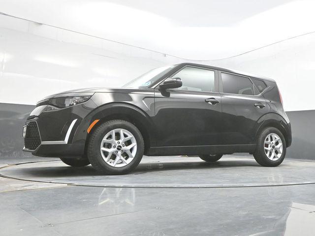 used 2023 Kia Soul car, priced at $16,977
