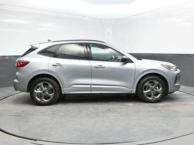 used 2023 Ford Escape car, priced at $20,998