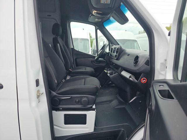 used 2020 Mercedes-Benz Sprinter 2500 car, priced at $30,900