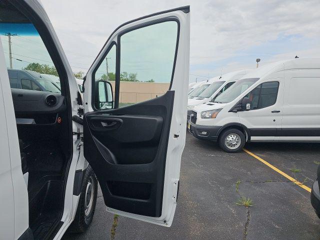 used 2020 Mercedes-Benz Sprinter 2500 car, priced at $30,900