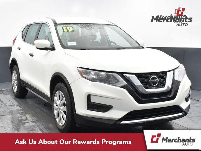 used 2019 Nissan Rogue car, priced at $16,556