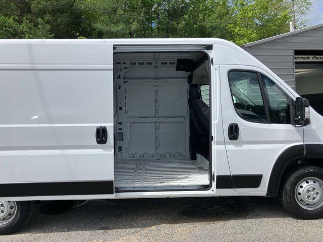 used 2023 Ram ProMaster 2500 car, priced at $28,900