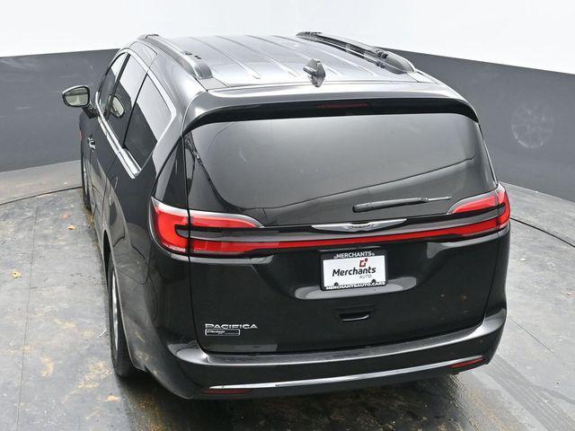 used 2022 Chrysler Pacifica car, priced at $20,939