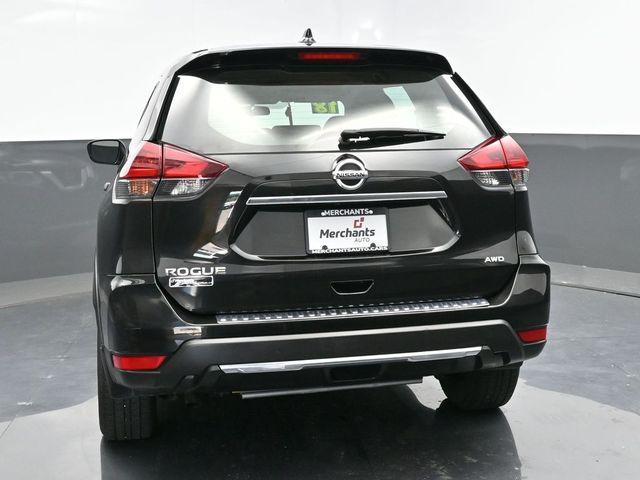 used 2018 Nissan Rogue car, priced at $13,842