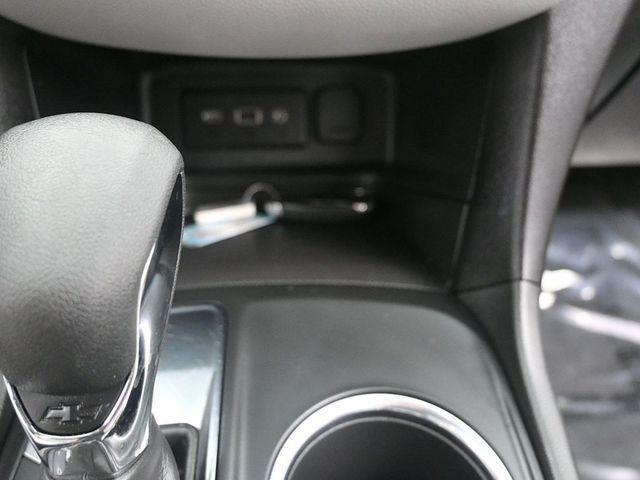 used 2023 Chevrolet Equinox car, priced at $18,451
