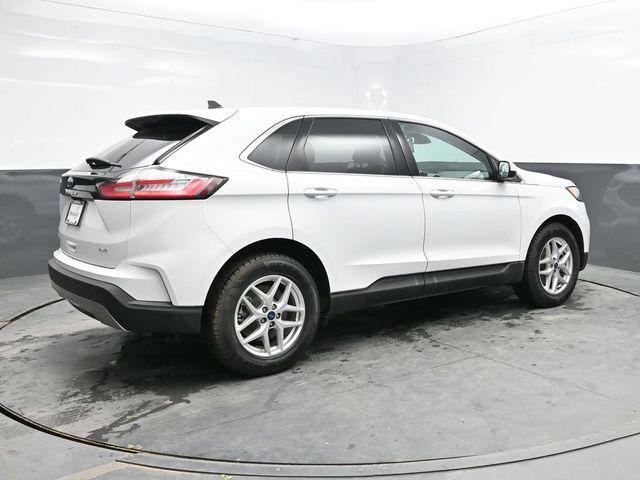 used 2022 Ford Edge car, priced at $16,998