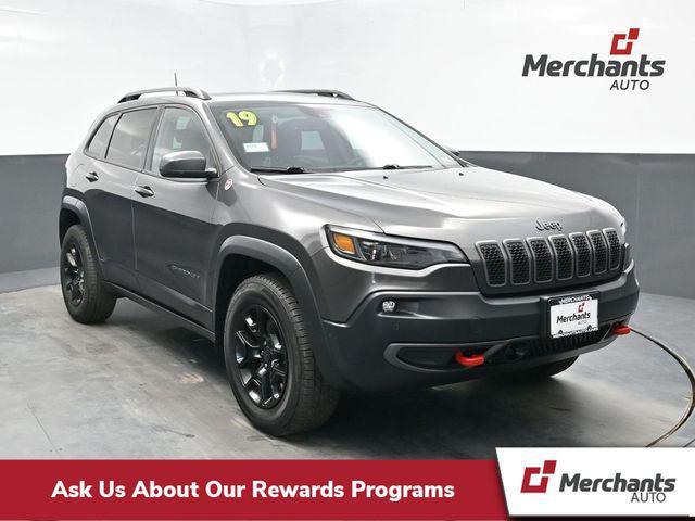 used 2019 Jeep Cherokee car, priced at $17,978