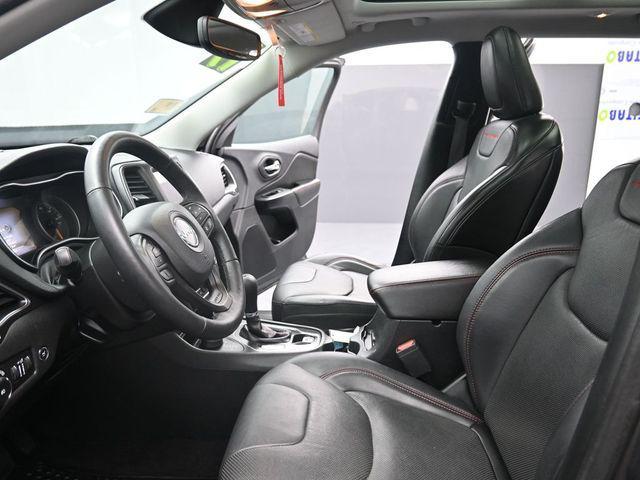 used 2019 Jeep Cherokee car, priced at $17,978