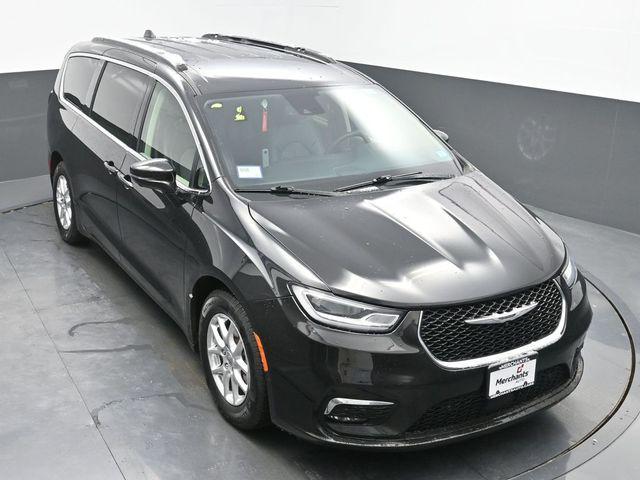 used 2022 Chrysler Pacifica car, priced at $19,589