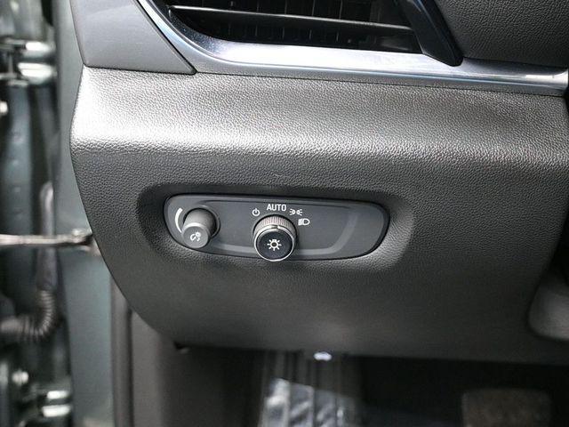 used 2023 Chevrolet Traverse car, priced at $23,801