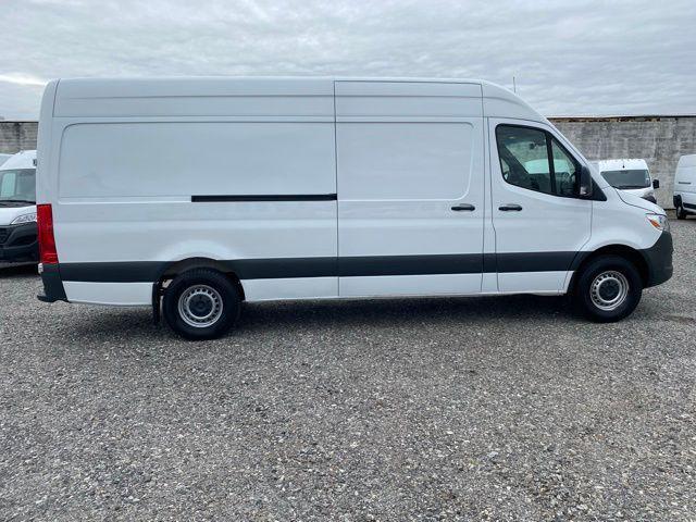 used 2022 Mercedes-Benz Sprinter 2500 car, priced at $34,956