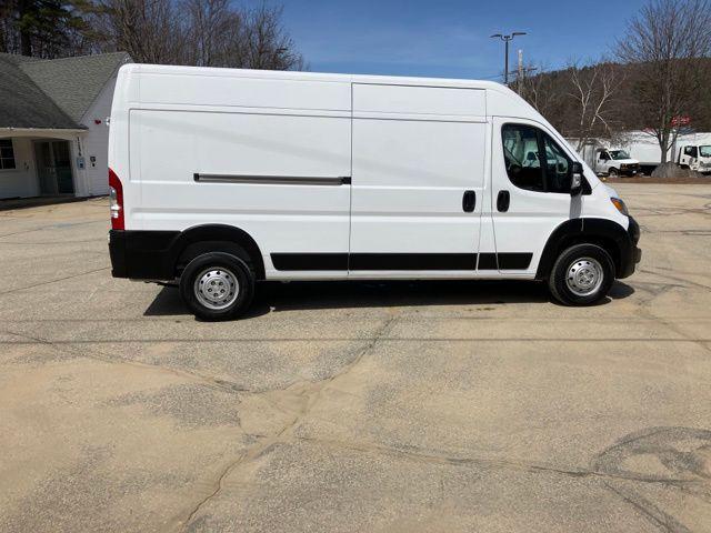 used 2023 Ram ProMaster 2500 car, priced at $30,300
